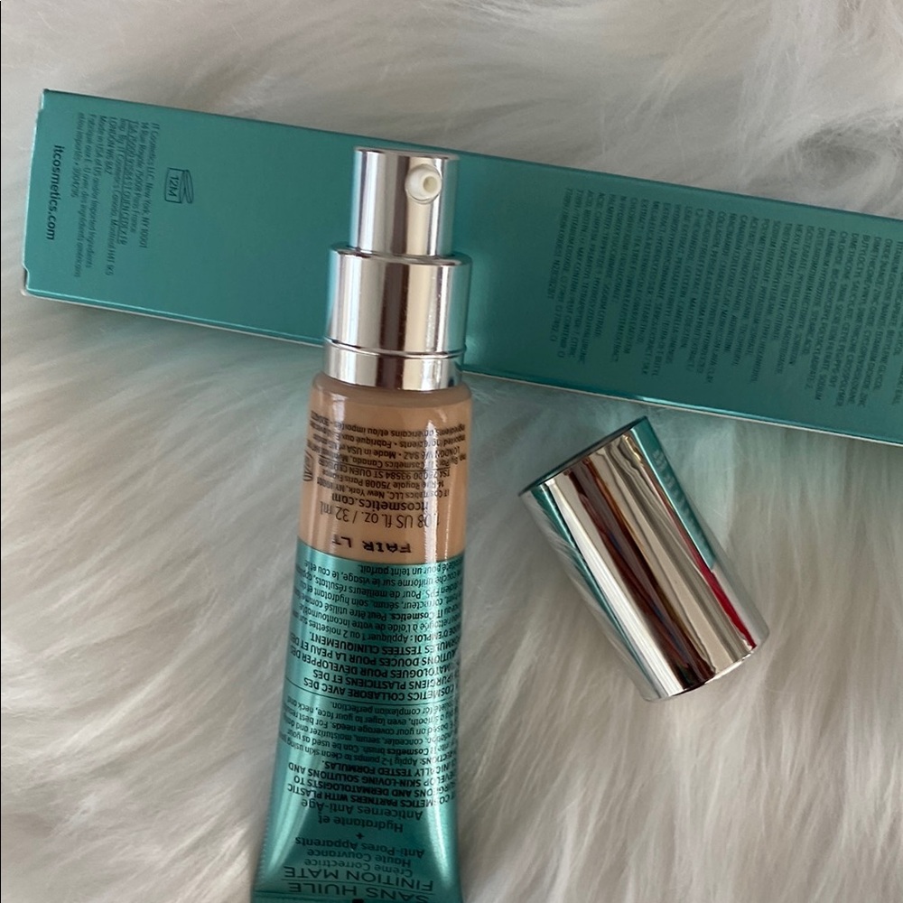 NIB IT Cosmetics Full Coverage fair/light cream - Picture 5 of 7